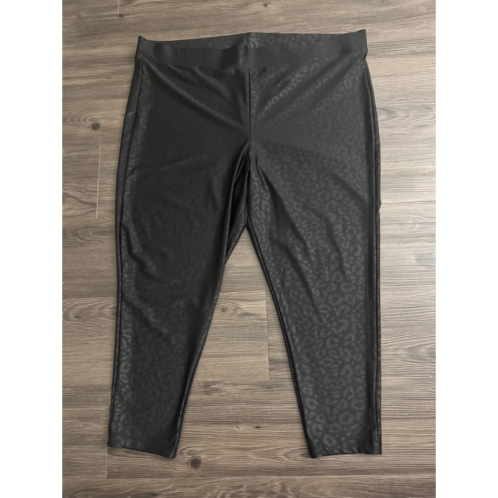 Torrid Black Leopard Print High Waisted Cropped Leggings Plus Size 4 4X